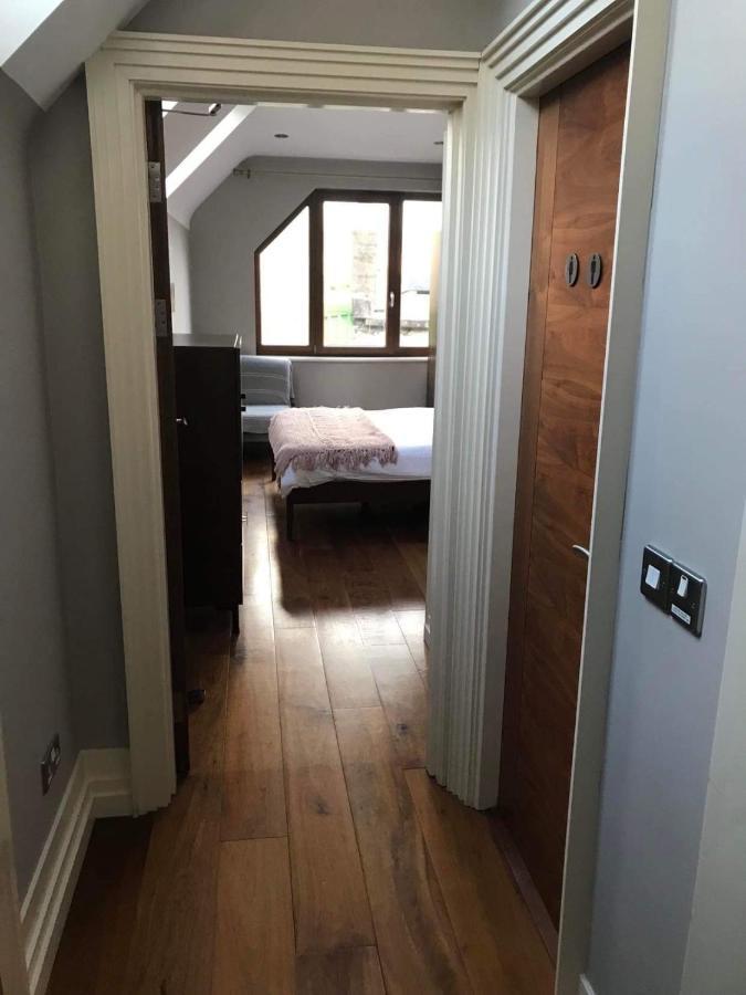 Centre Of Dingle Town - Luxury Holiday Apartment Exterior photo